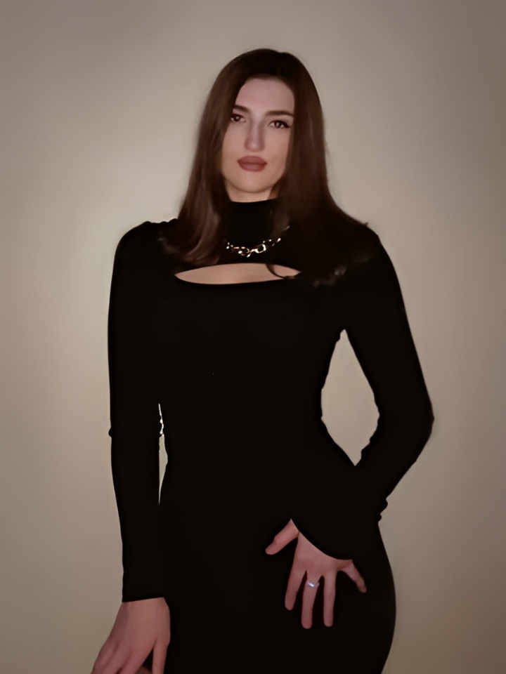 Азалия привлекальеная девушка из Кузнецка цена от 1500 руб