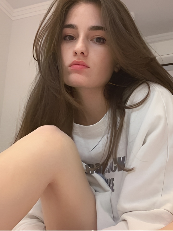 Елизавета привлекальеная девушка из Кузнецка цена от 2500 руб