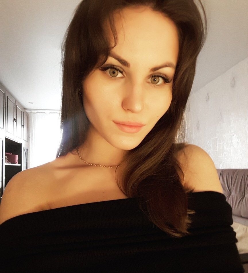 Даша привлекальеная девушка из Кузнецка цена от 3500 руб