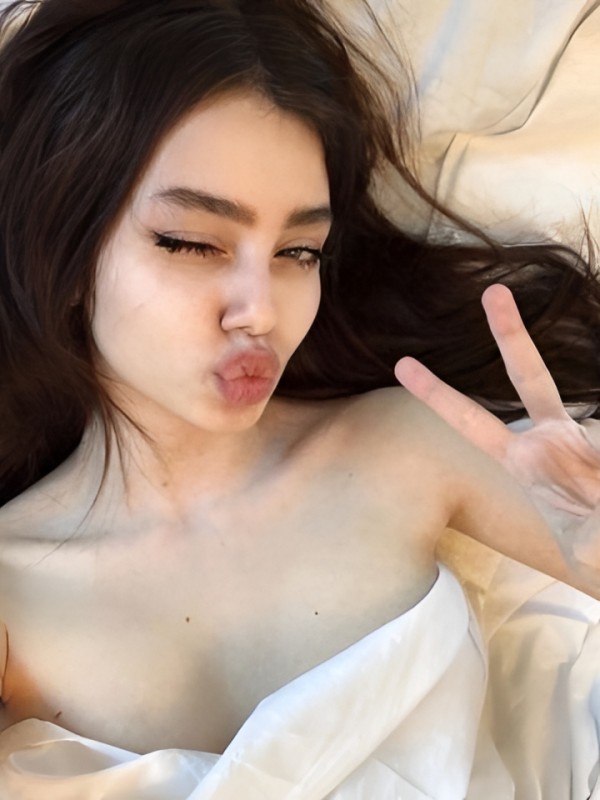 Борислава привлекательная девушка из Кузнецка цена от 1500 руб