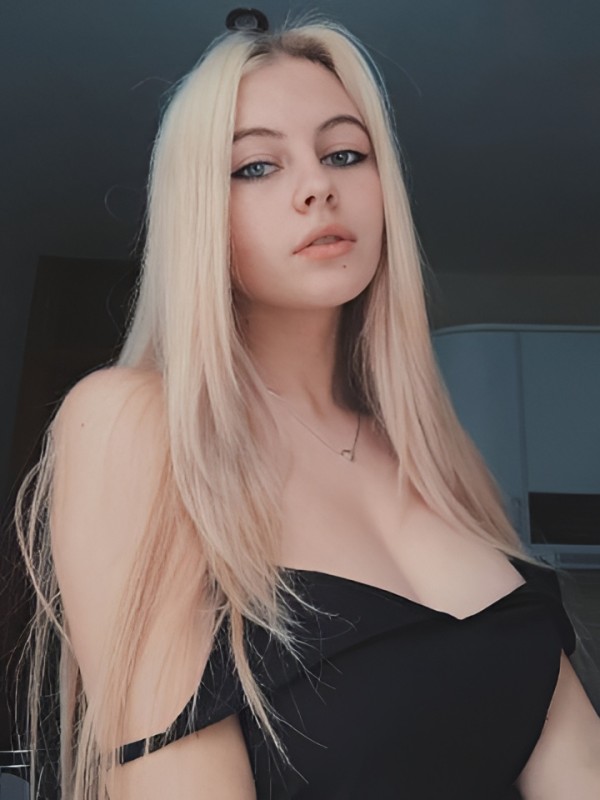 Далия привлекательная девушка из Кузнецка цена от 2000 руб