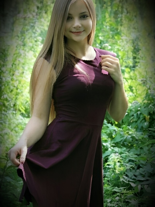 Людмила привлекательная девушка из Кузнецка цена от 2000 руб