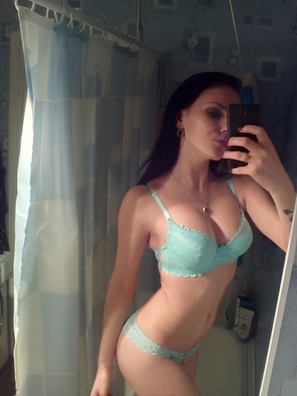 Виргиния привлекательная девушка из Кузнецка цена от 1500 руб