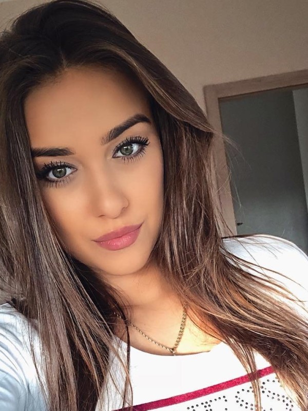 Катька привлекательная девушка из Кузнецка цена от 3000 руб